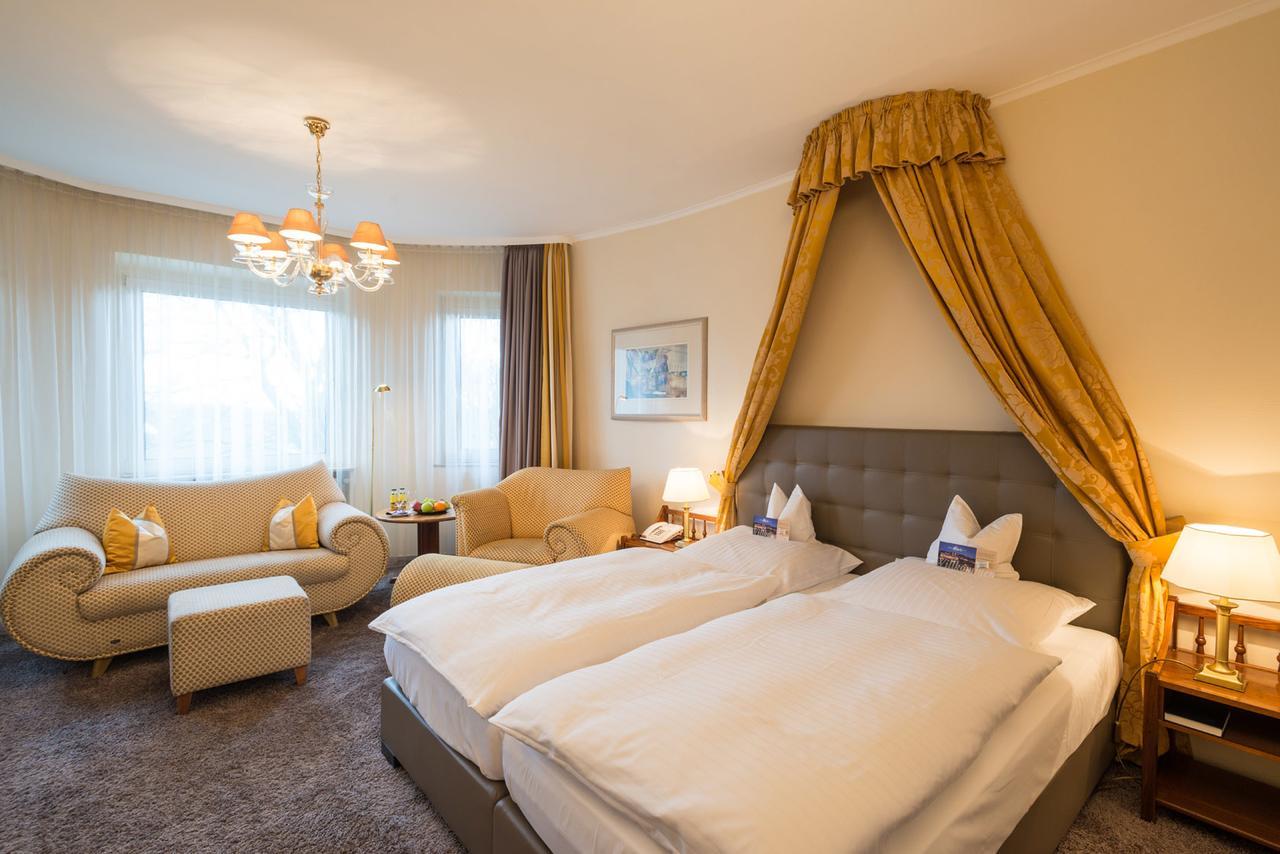 Hotel Heinz Hoehr-Grenzhausen Luaran gambar